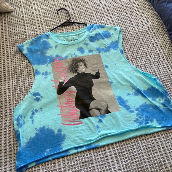 NWT Graphic Tanks/ sold together / nostalgia at its best! - Picture 6 of 9
